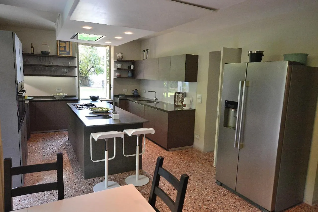 Villa Delle Palme Gargnano 0*,  İtalya